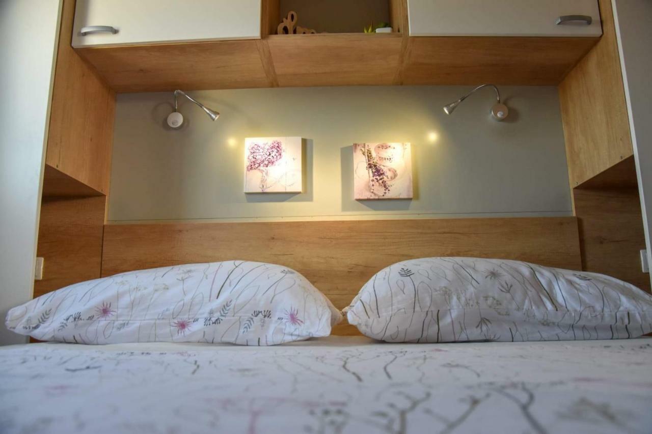 Mobile home Laura Tisno Extérieur photo