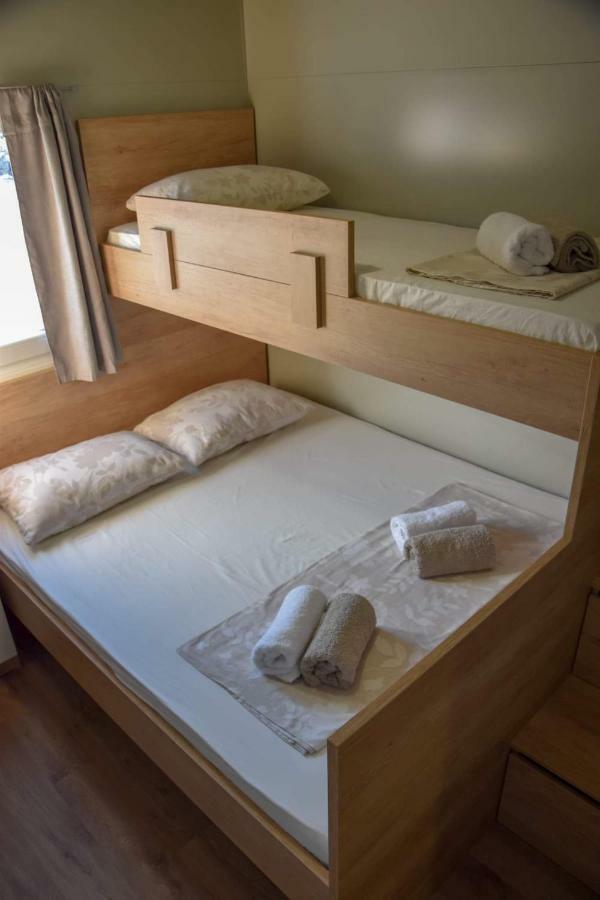 Mobile home Laura Tisno Extérieur photo